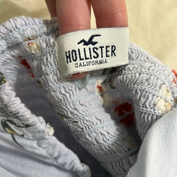 Romper from Hollister, size S, never worn. Perfect condition - Picture 5 of 5